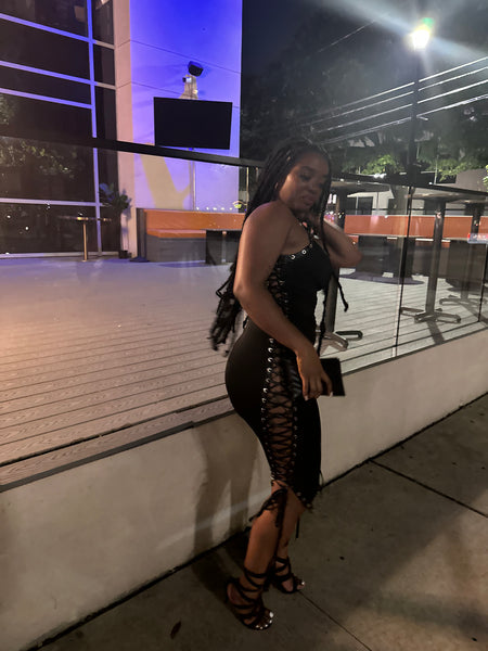 Lola’s Tie Strapped Maxi Dress